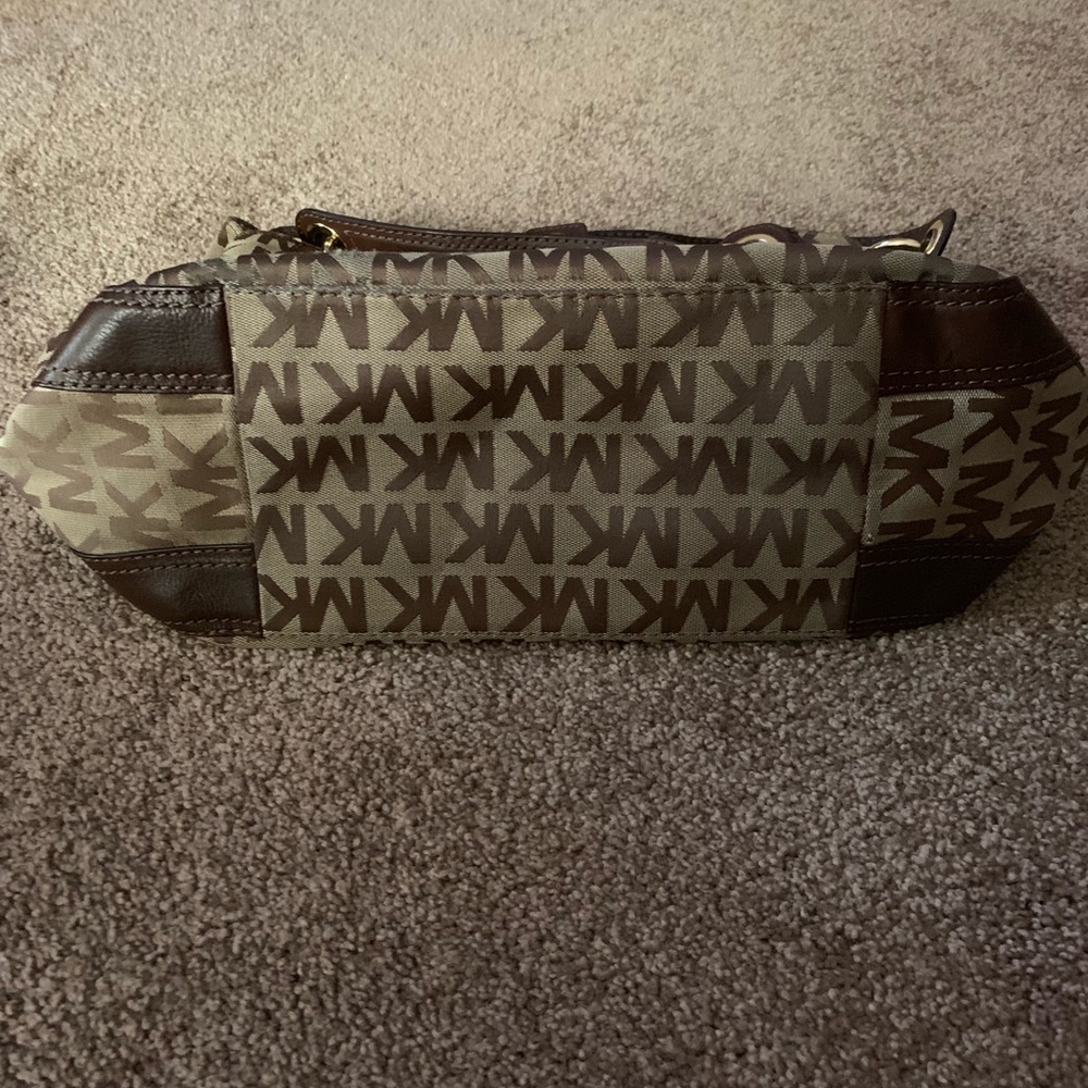 Michael Kors handbag - Picture 3 of 5